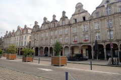 2023-07-09 Arras : place des Héros